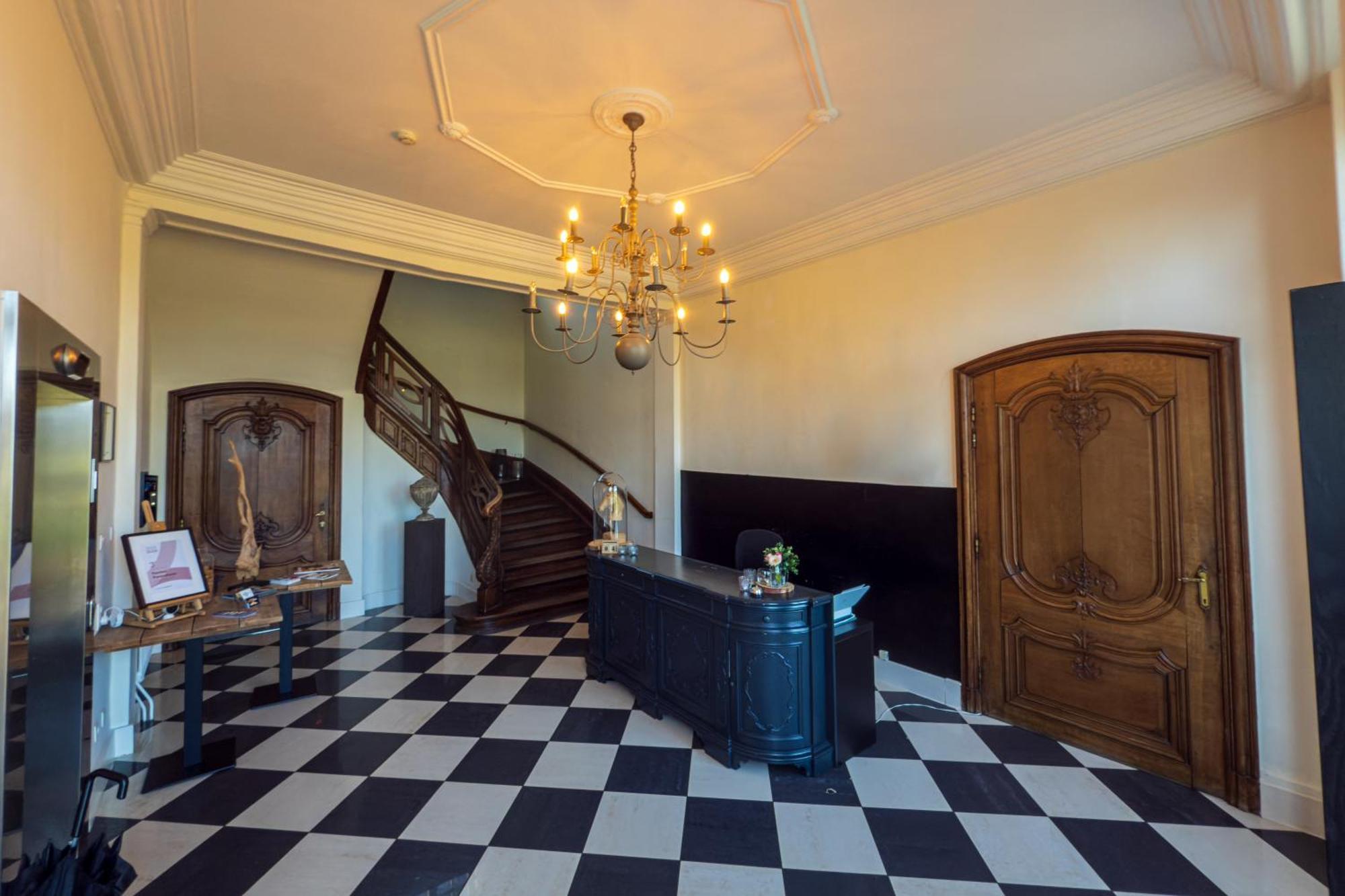 Kasteel Pietersheim Maastricht - Lanaken Hotel ภายนอก รูปภาพ